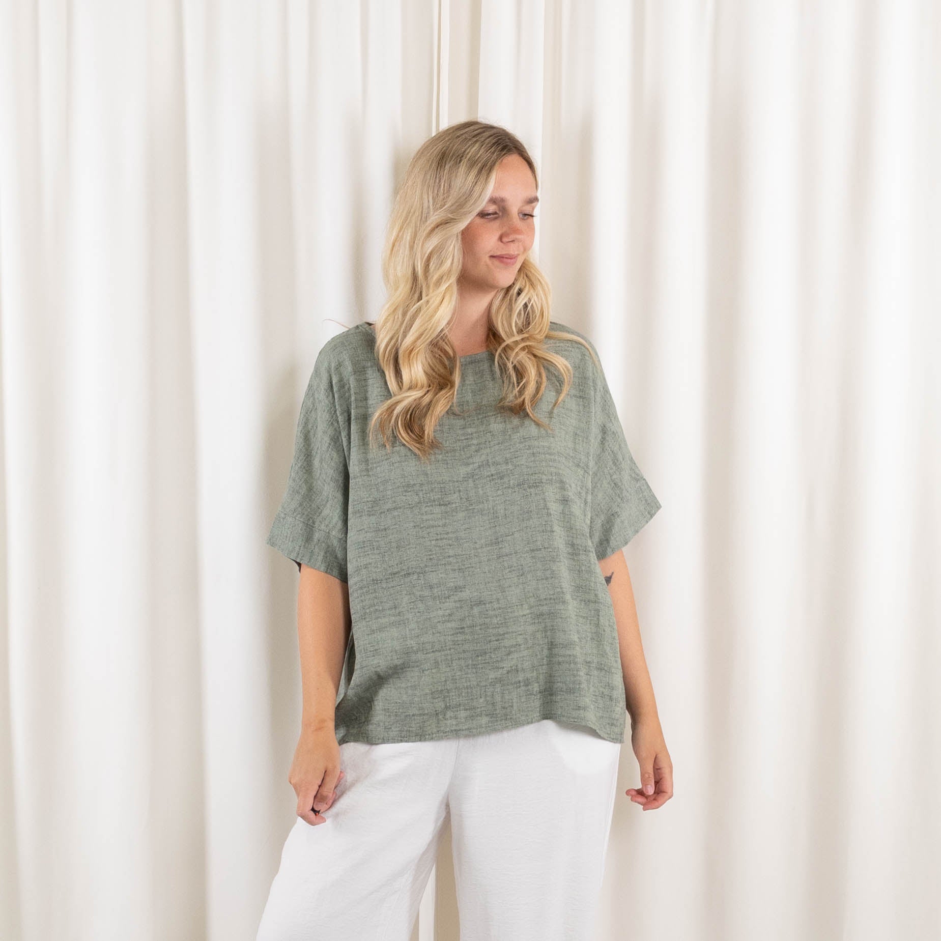 Kirstine overdel, Khaki