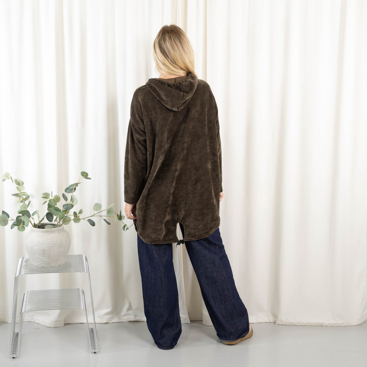 Mickey sweatshirt, Choko