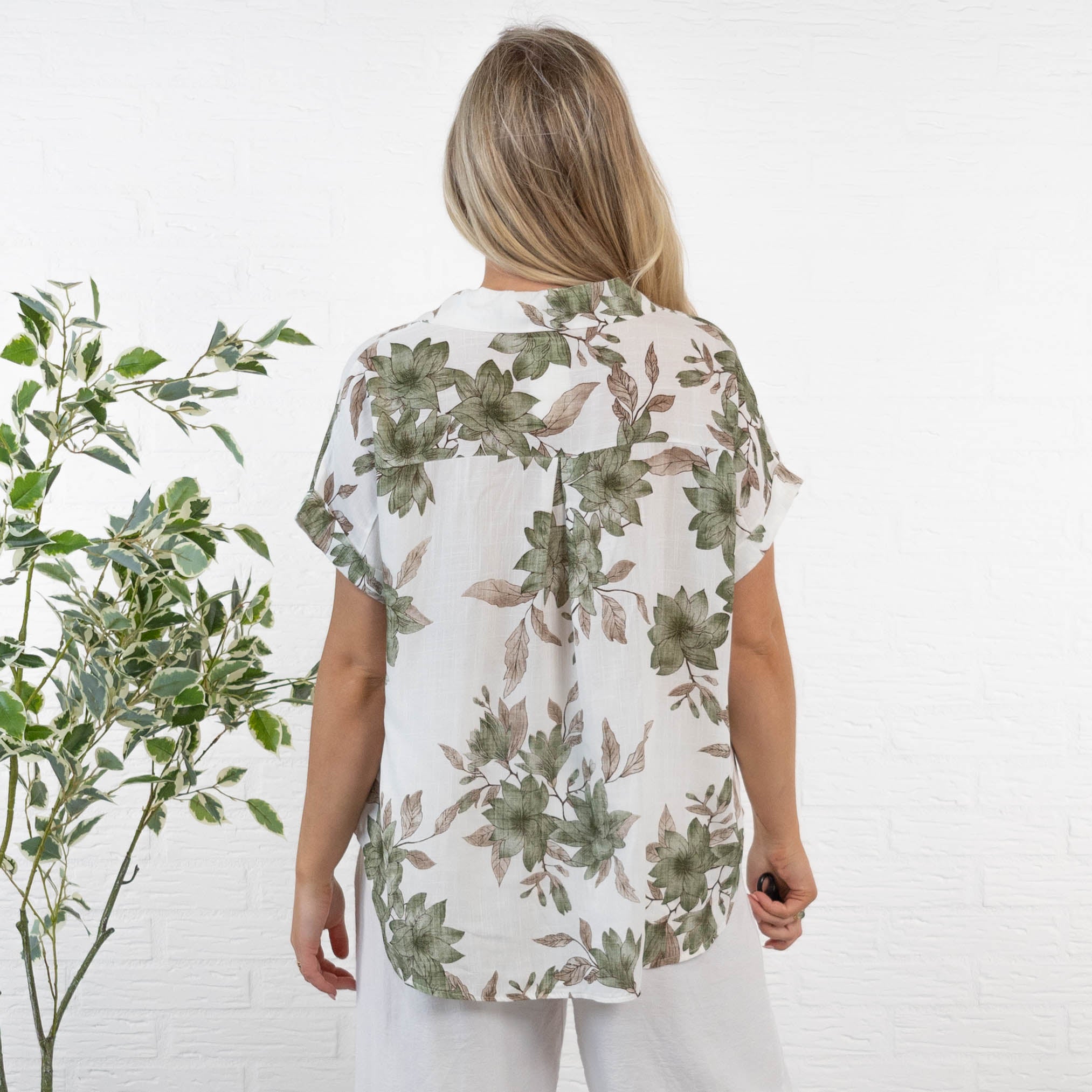 Dotty overdel, Khaki