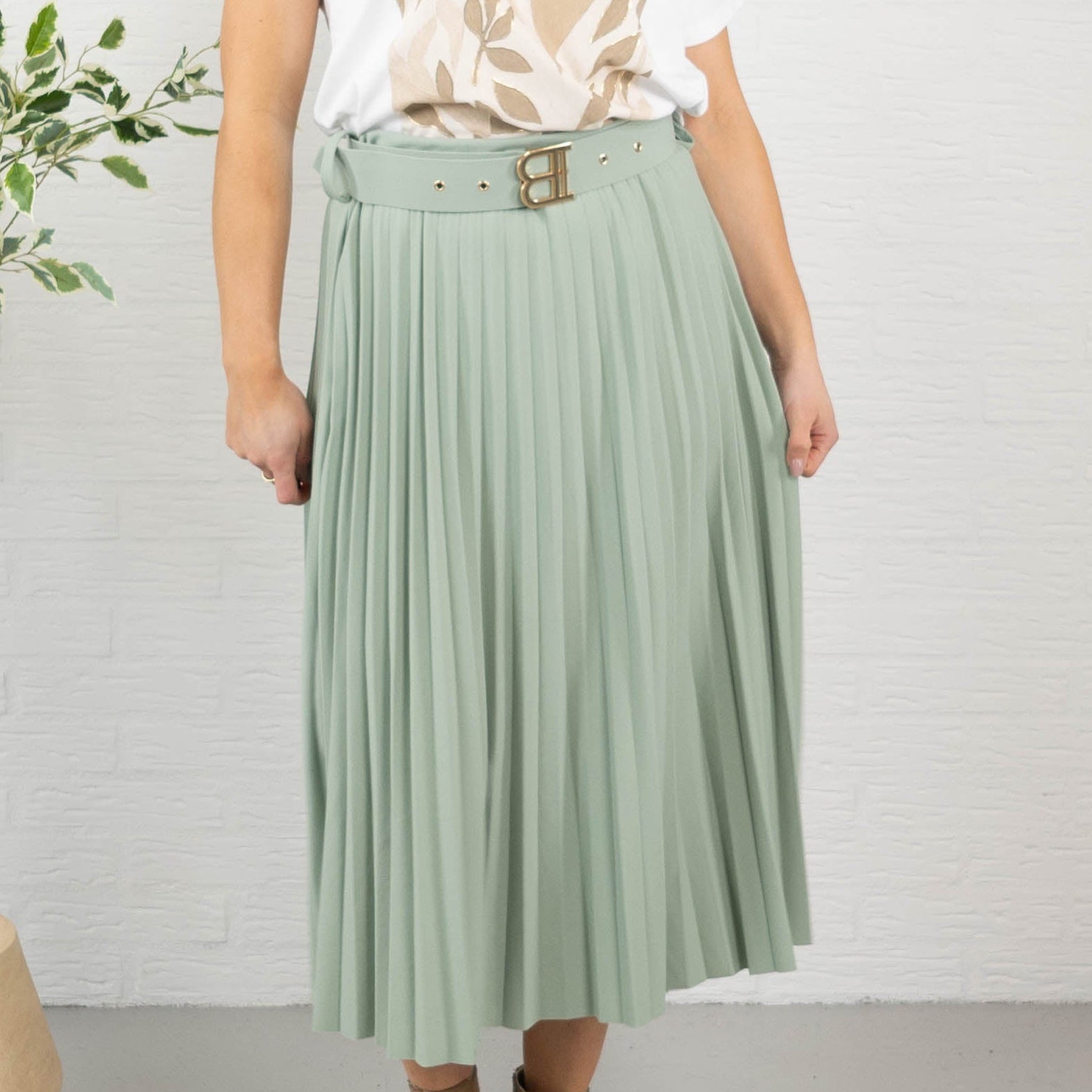 Melinda nederdel, Lys khaki