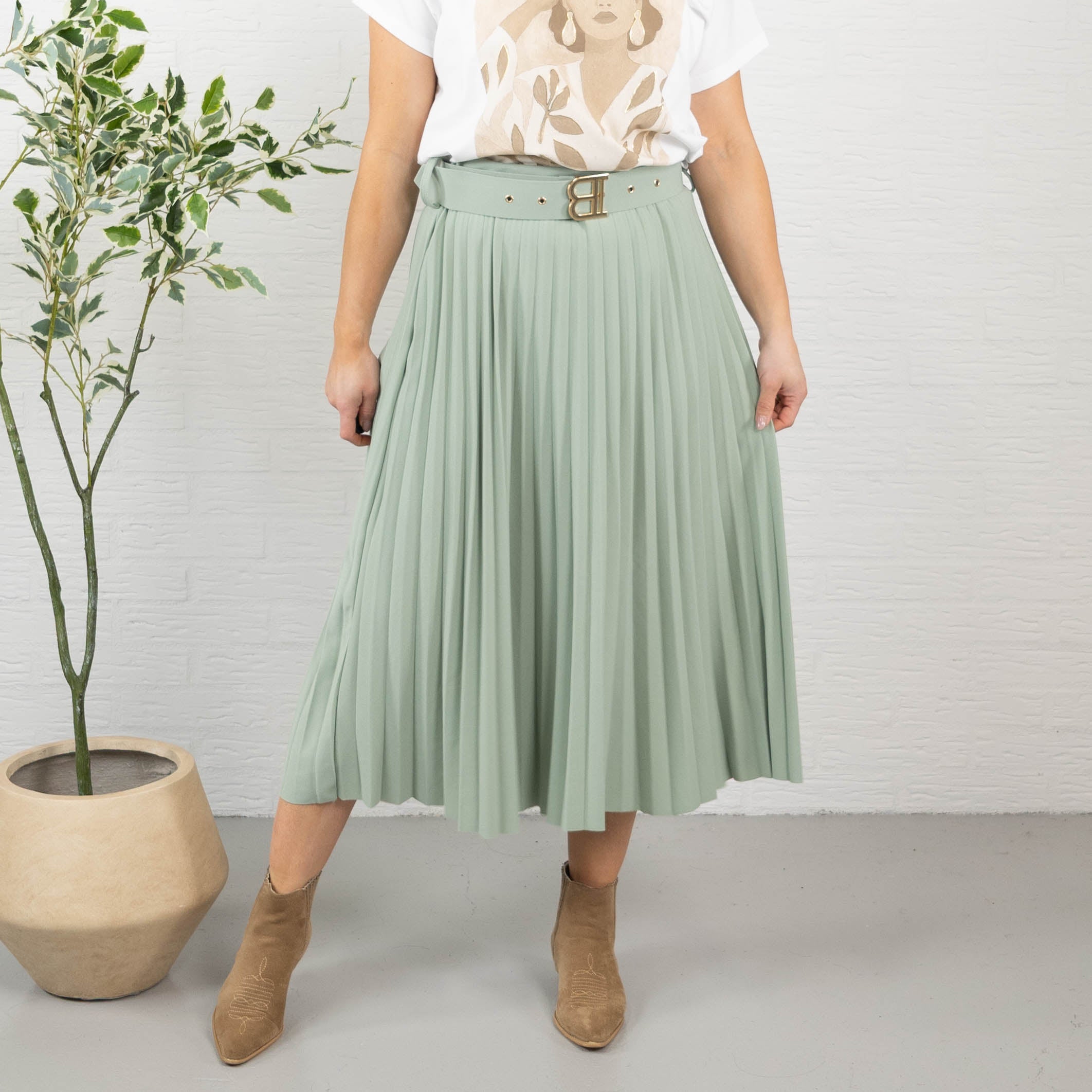 Melinda nederdel, Lys khaki