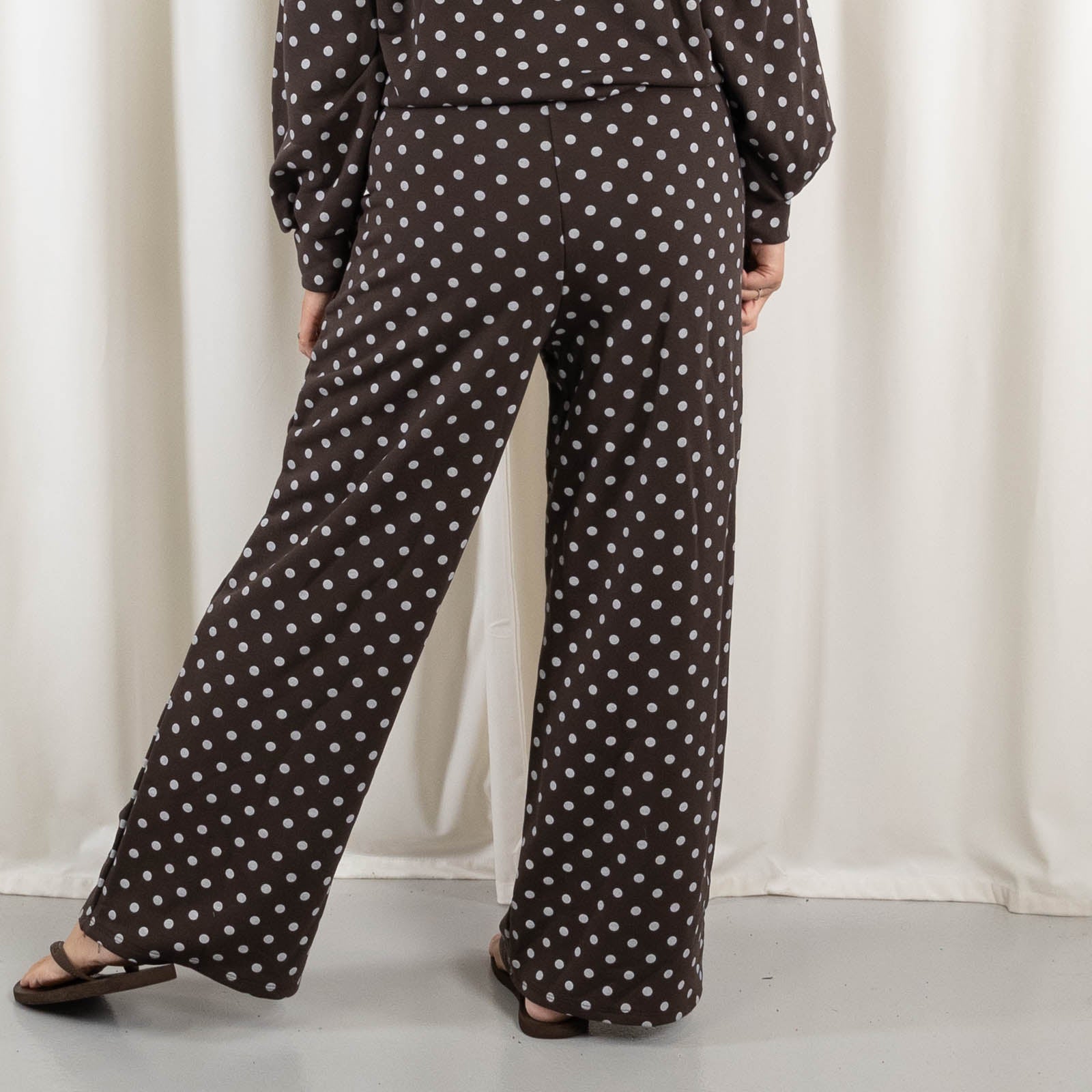 Yrsa sweatpants, Choko