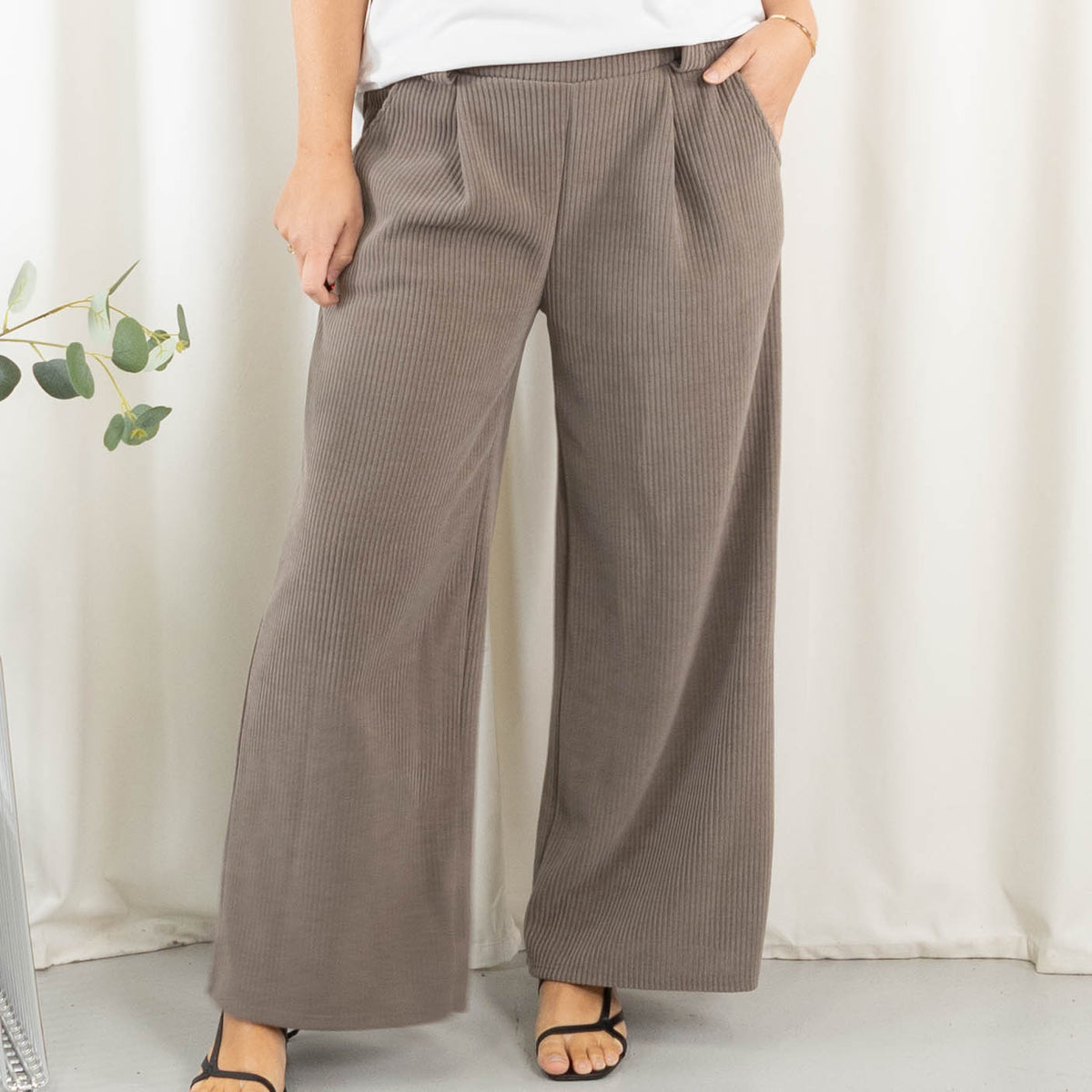 Pandora bukser, Taupe