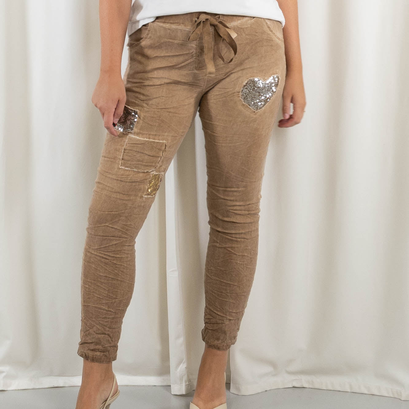 Jupiter bukser, Camel