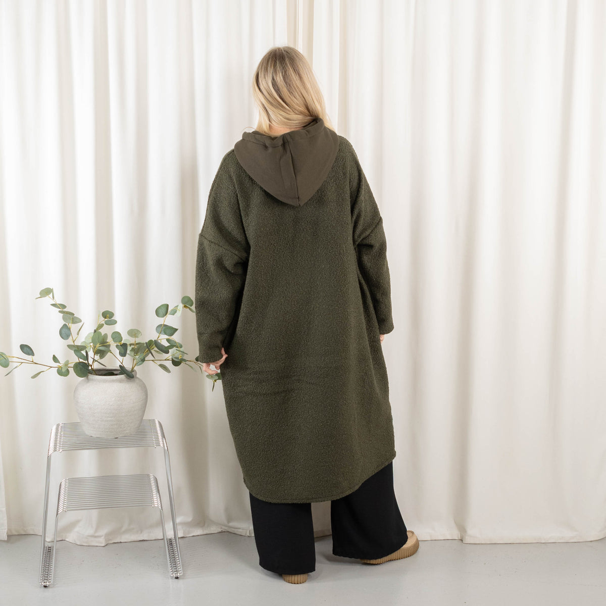 Amara jakke, Khaki