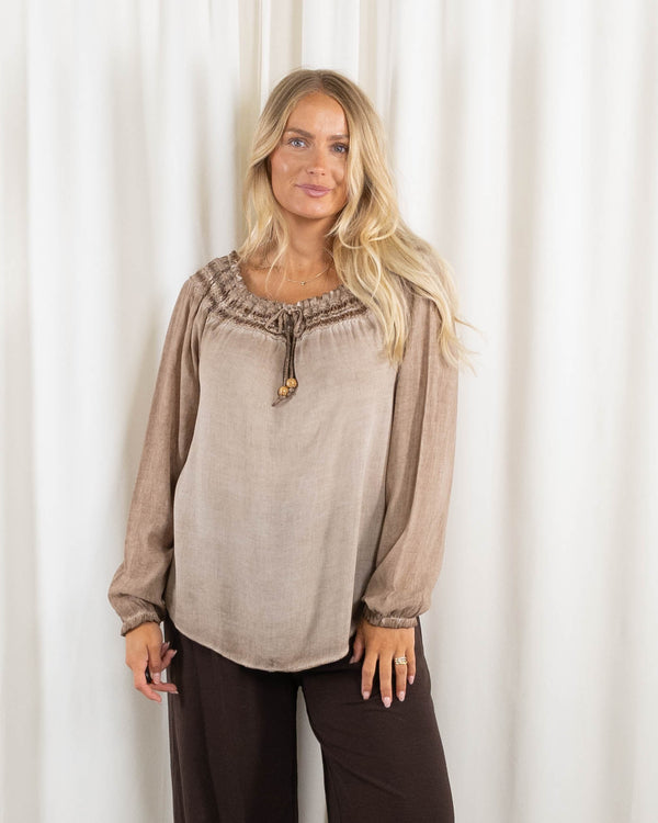Lajla overdel, Taupe