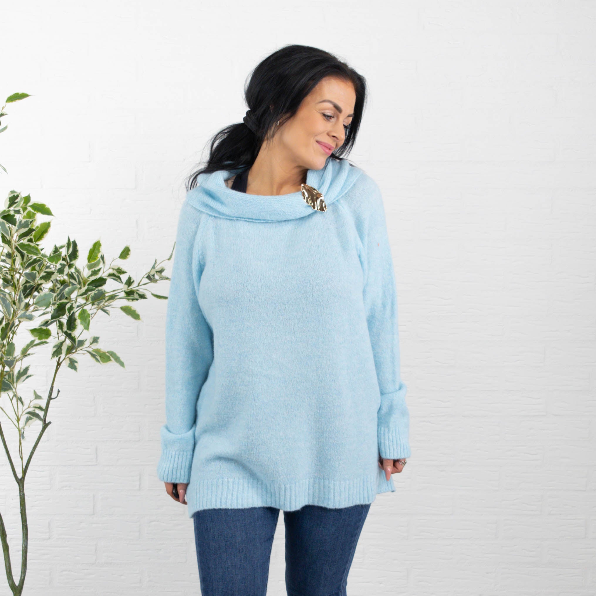 Lola strik, Lyseblå