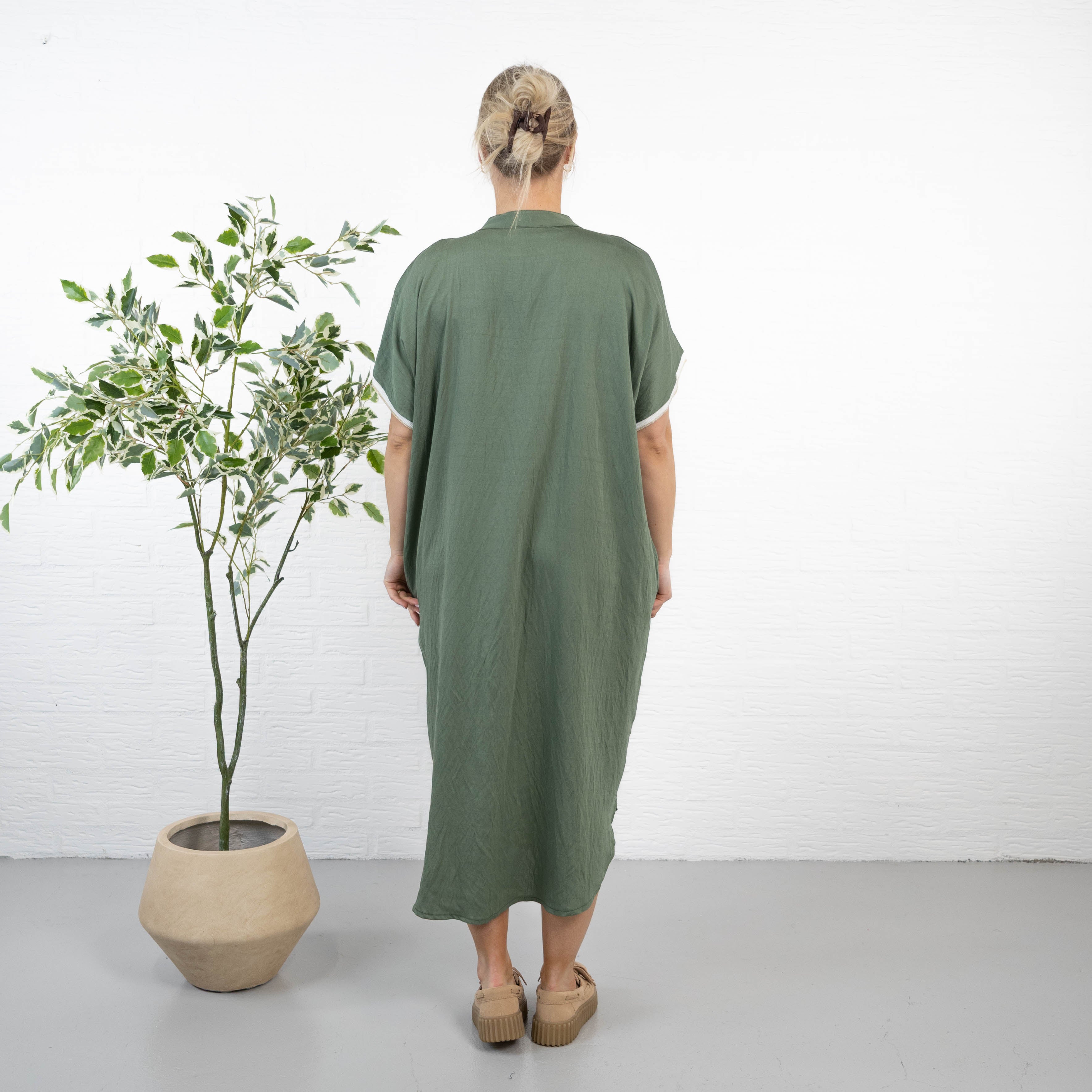 Henriette kjole, Khaki