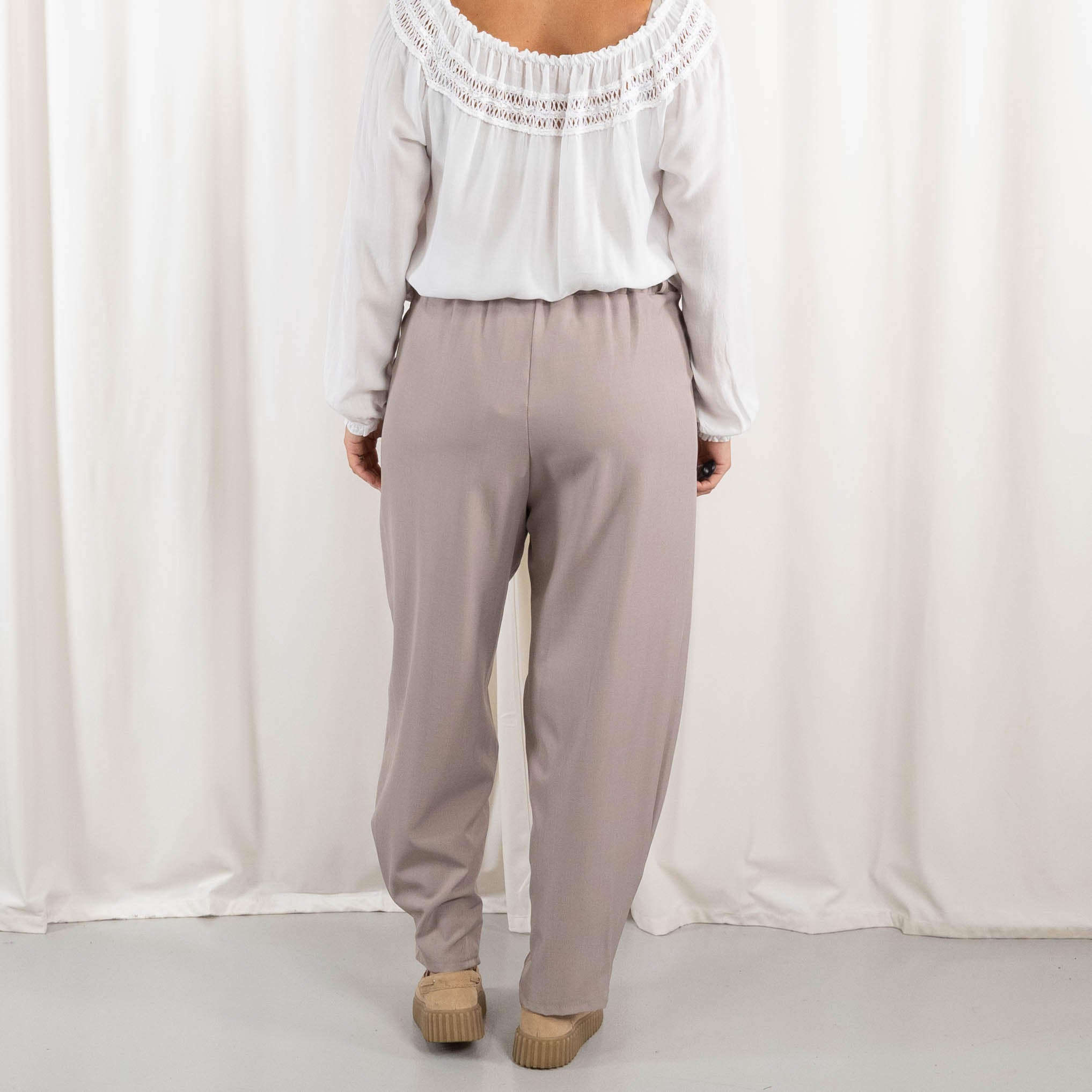 Oasis bukser, Taupe