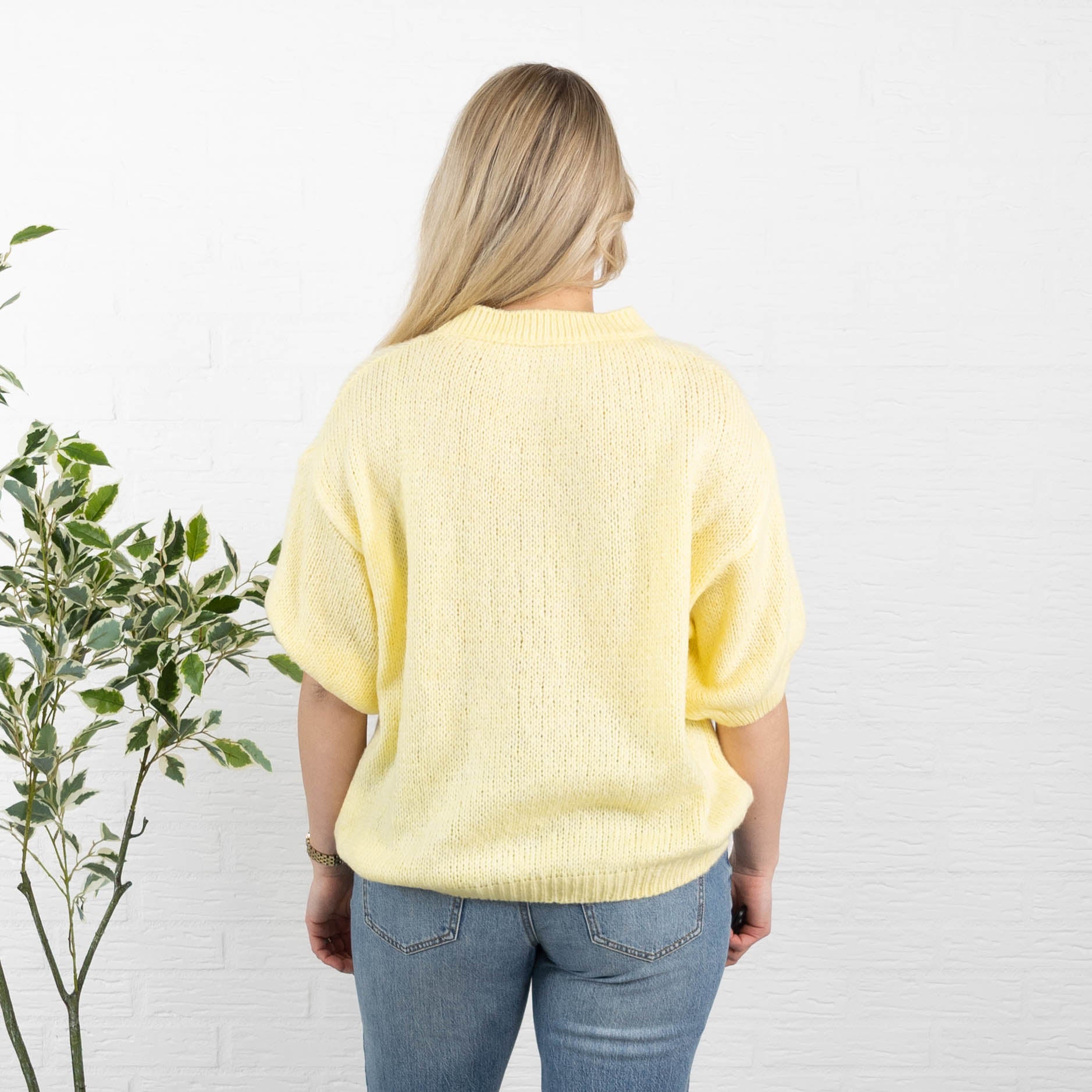 Good Vibes strik, Gul