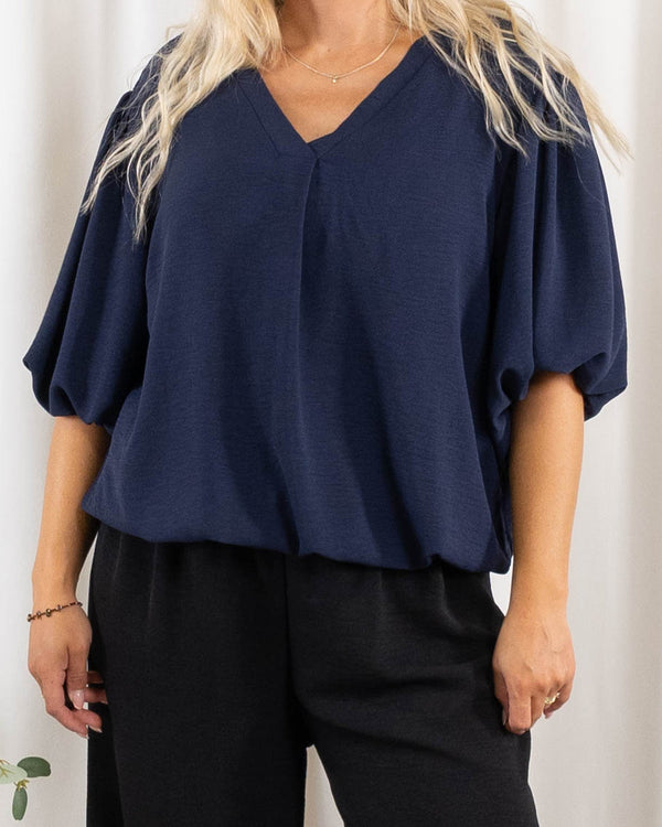 Samantha overdel, Navy