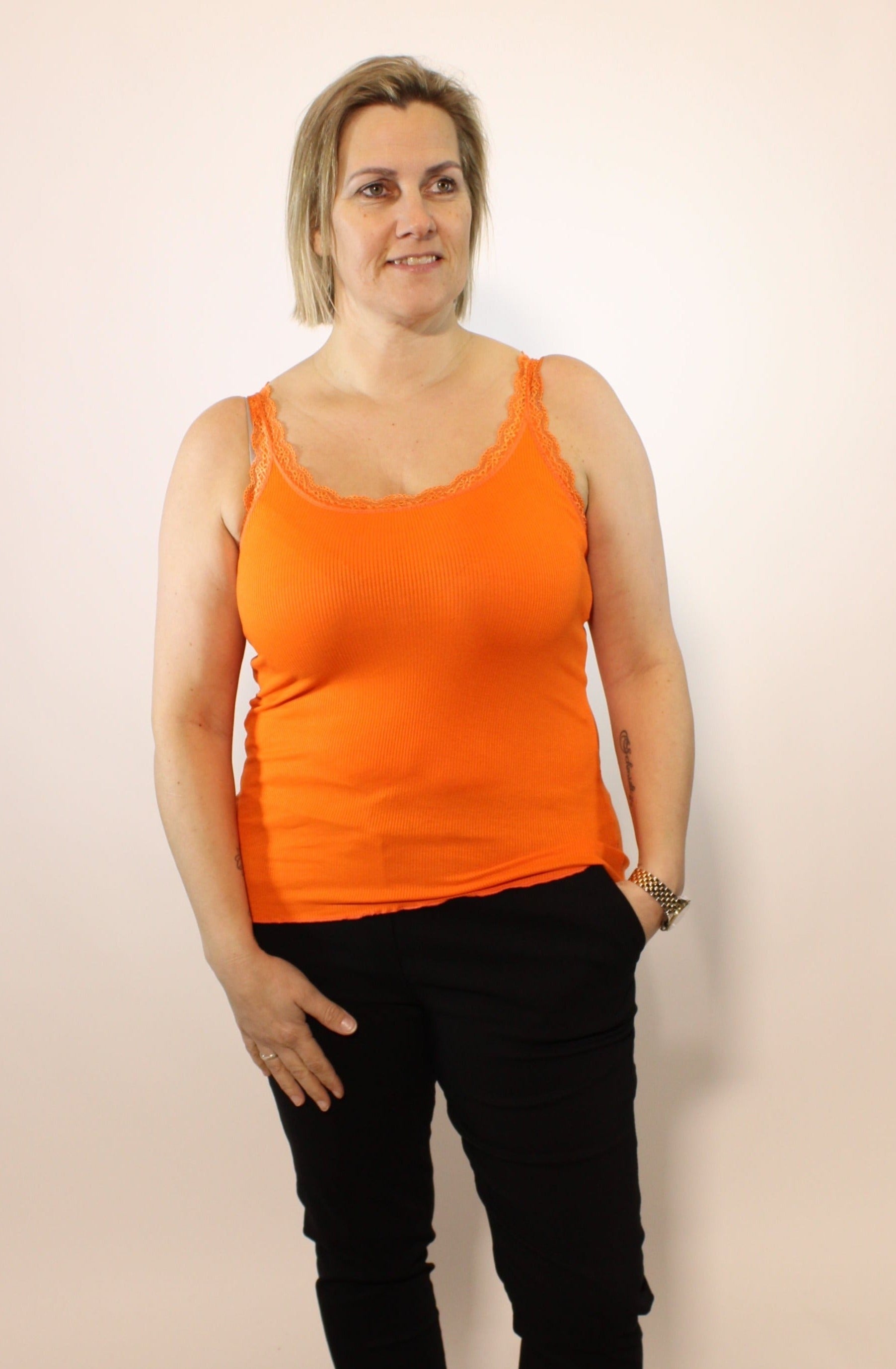 Sandy top, Orange