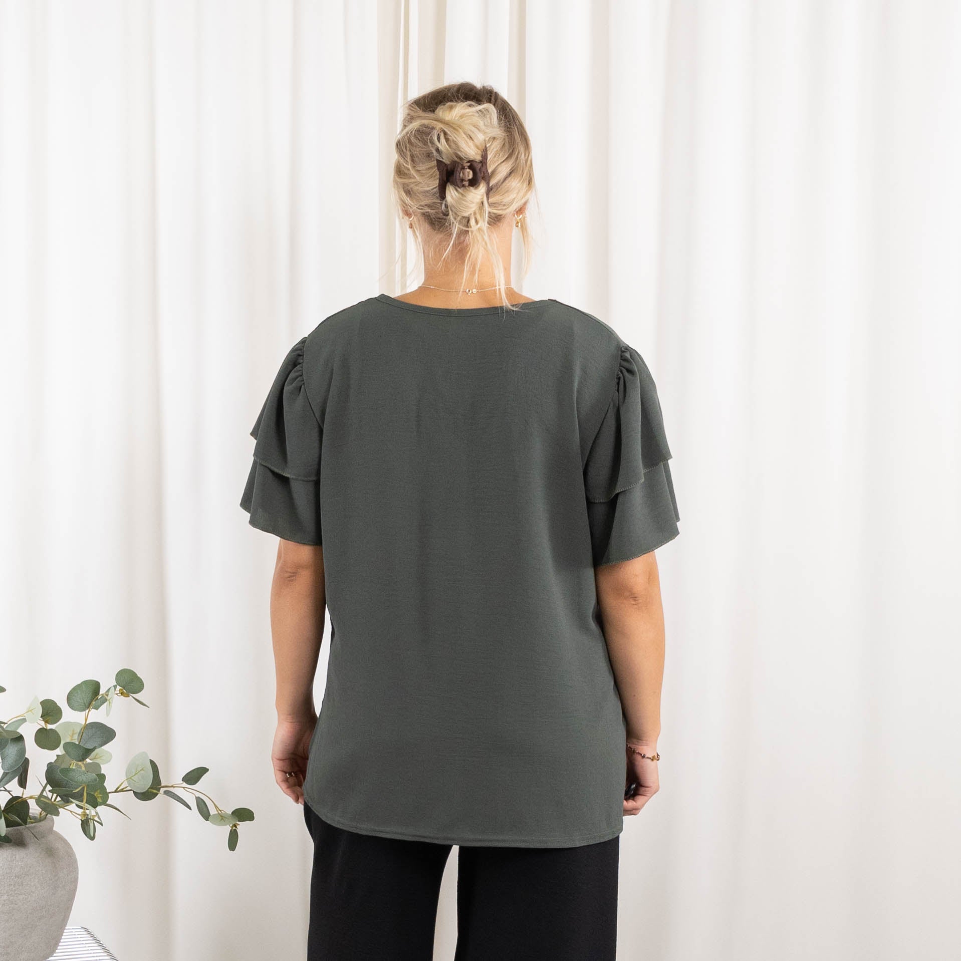 Sage overdel, Khaki