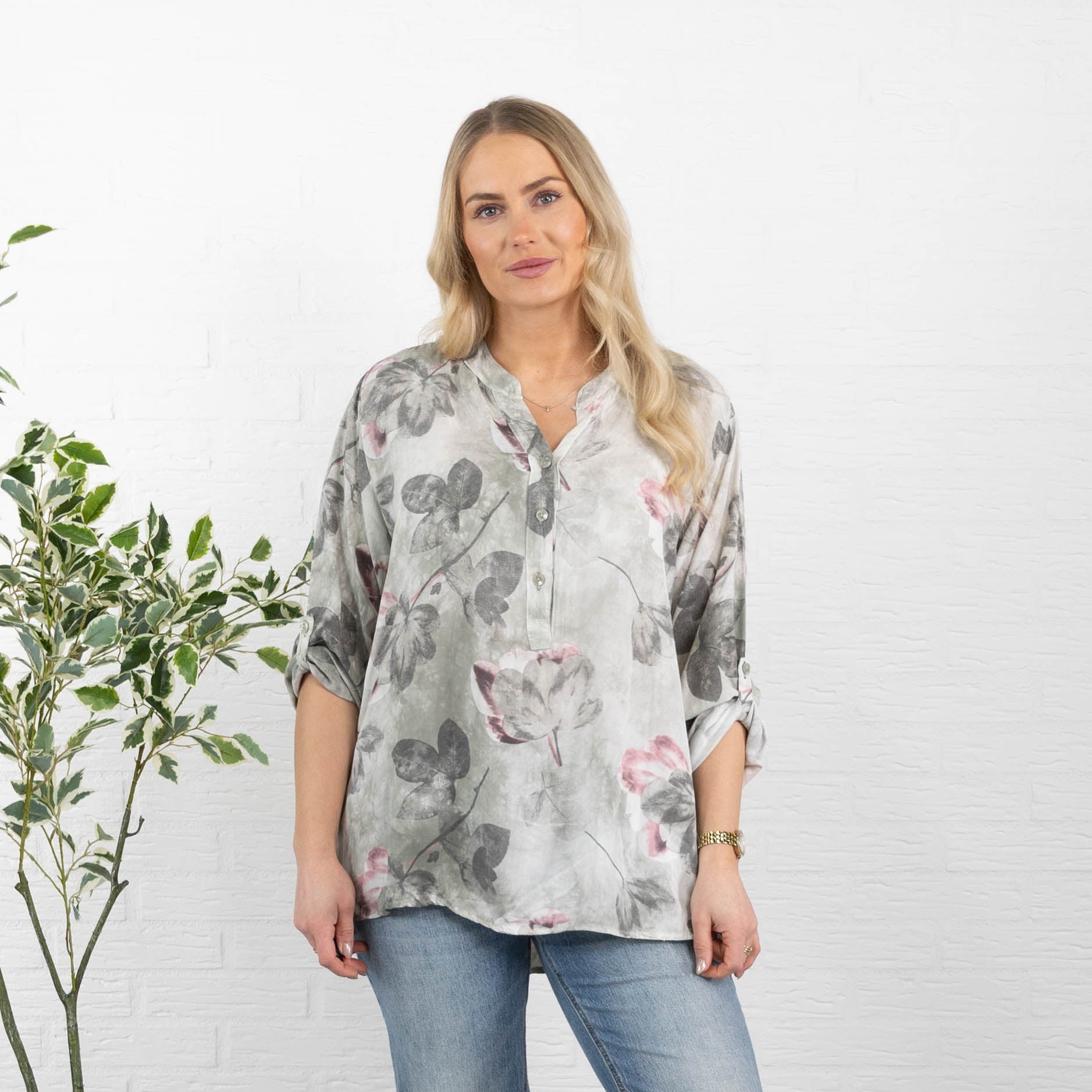 Alyssa overdel, Khaki