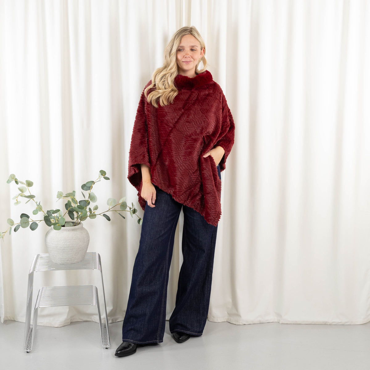 Natasha poncho, Bordeaux