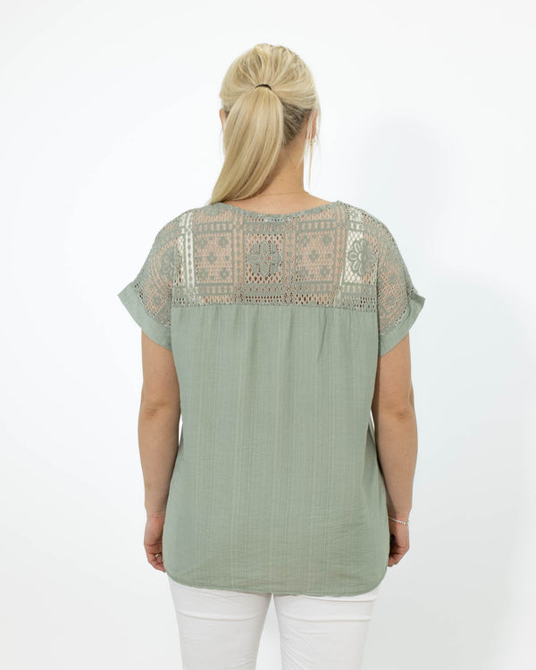 Tamara overdel, Khaki