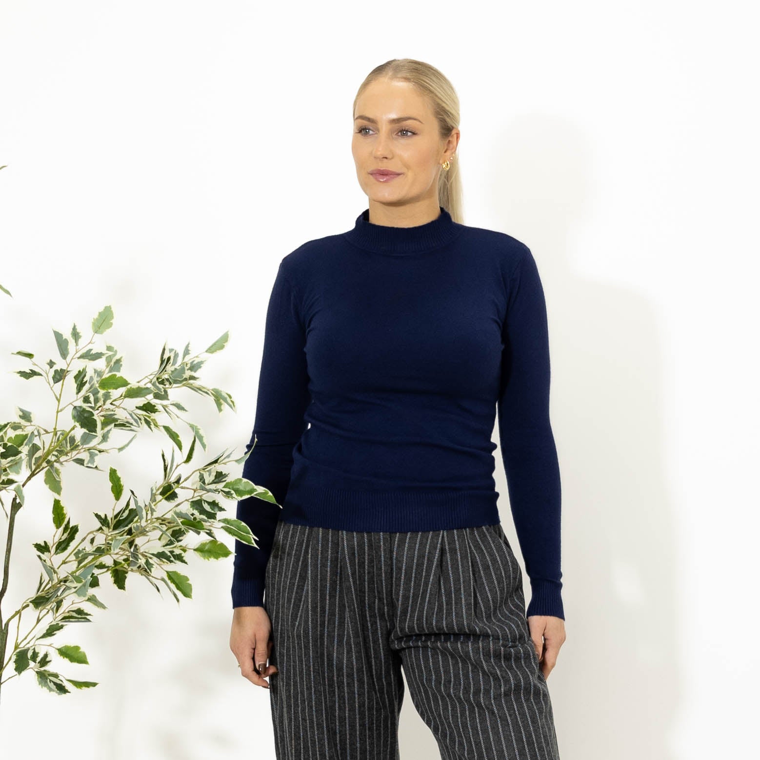 Elisa strik m. turtleneck, Navy