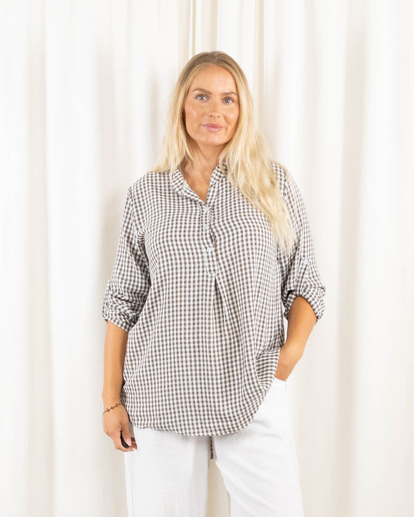 Cleo skjorte, Choko