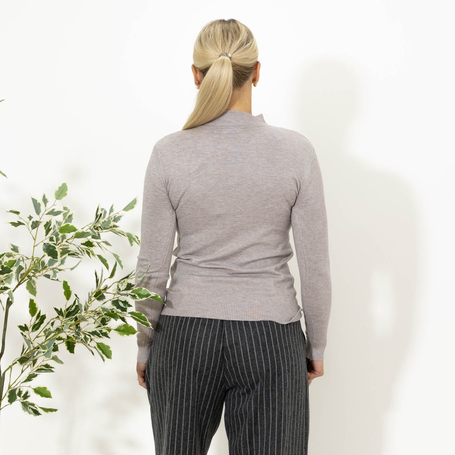 Elisa strik m. turtleneck, Taupe
