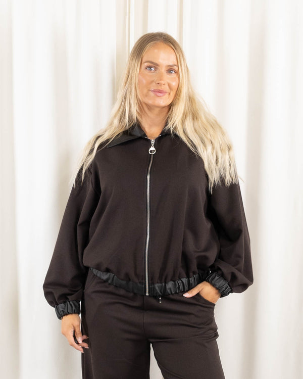 Bibi jakke, Choko