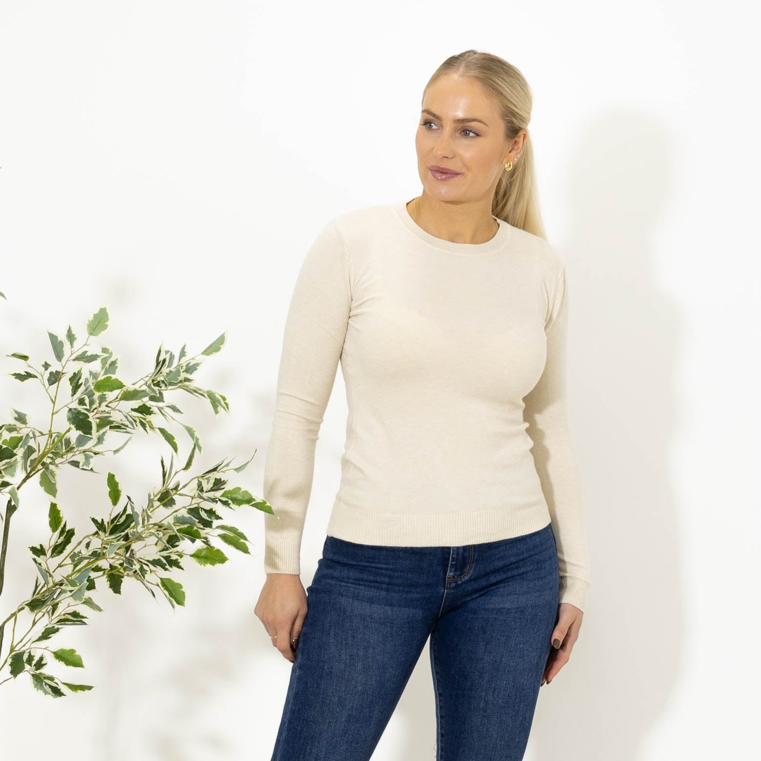 Sue strik m. rundhals, Beige