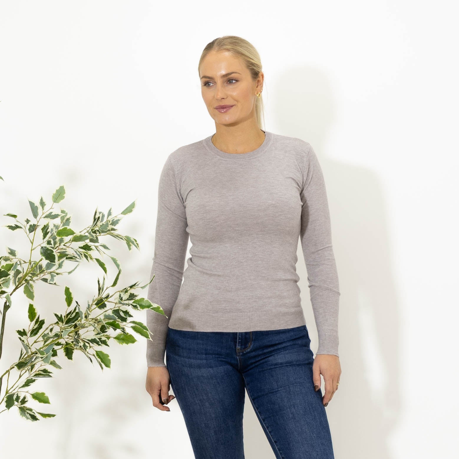 Sue strik m. rundhals, Taupe