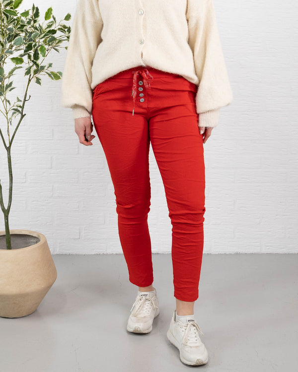 Holly bukser, Rød