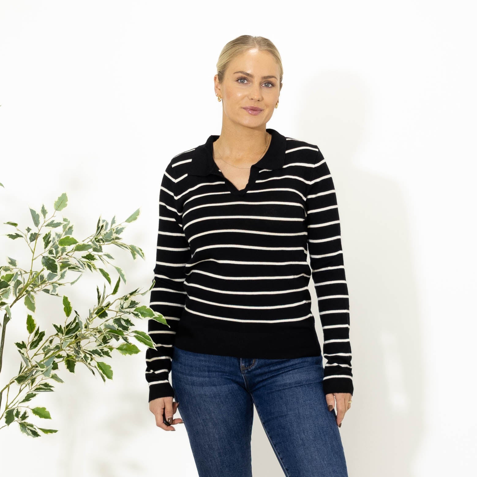 Valentina strik m. v-hals, Sort