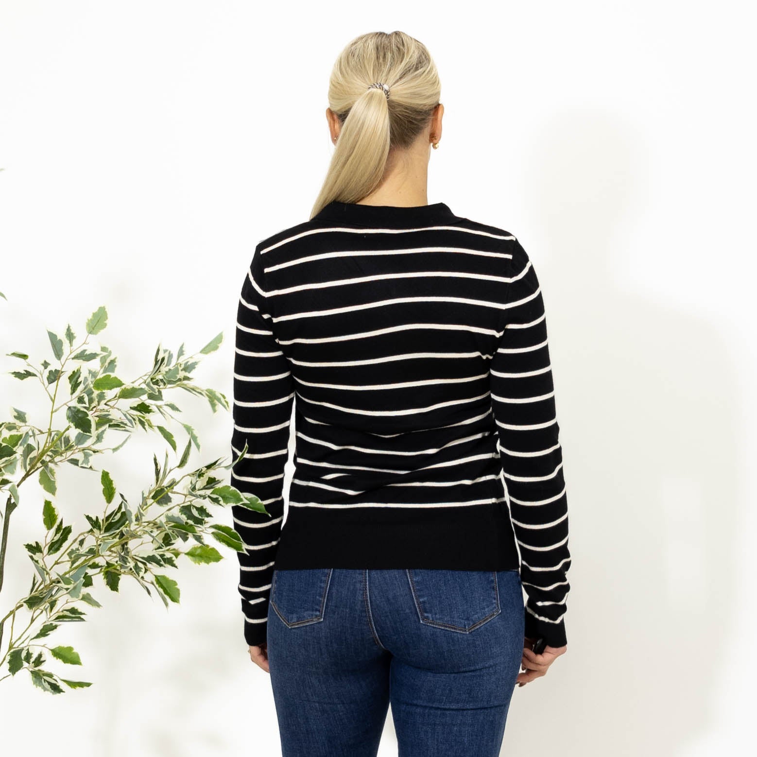 Valentina strik m. v-hals, Sort