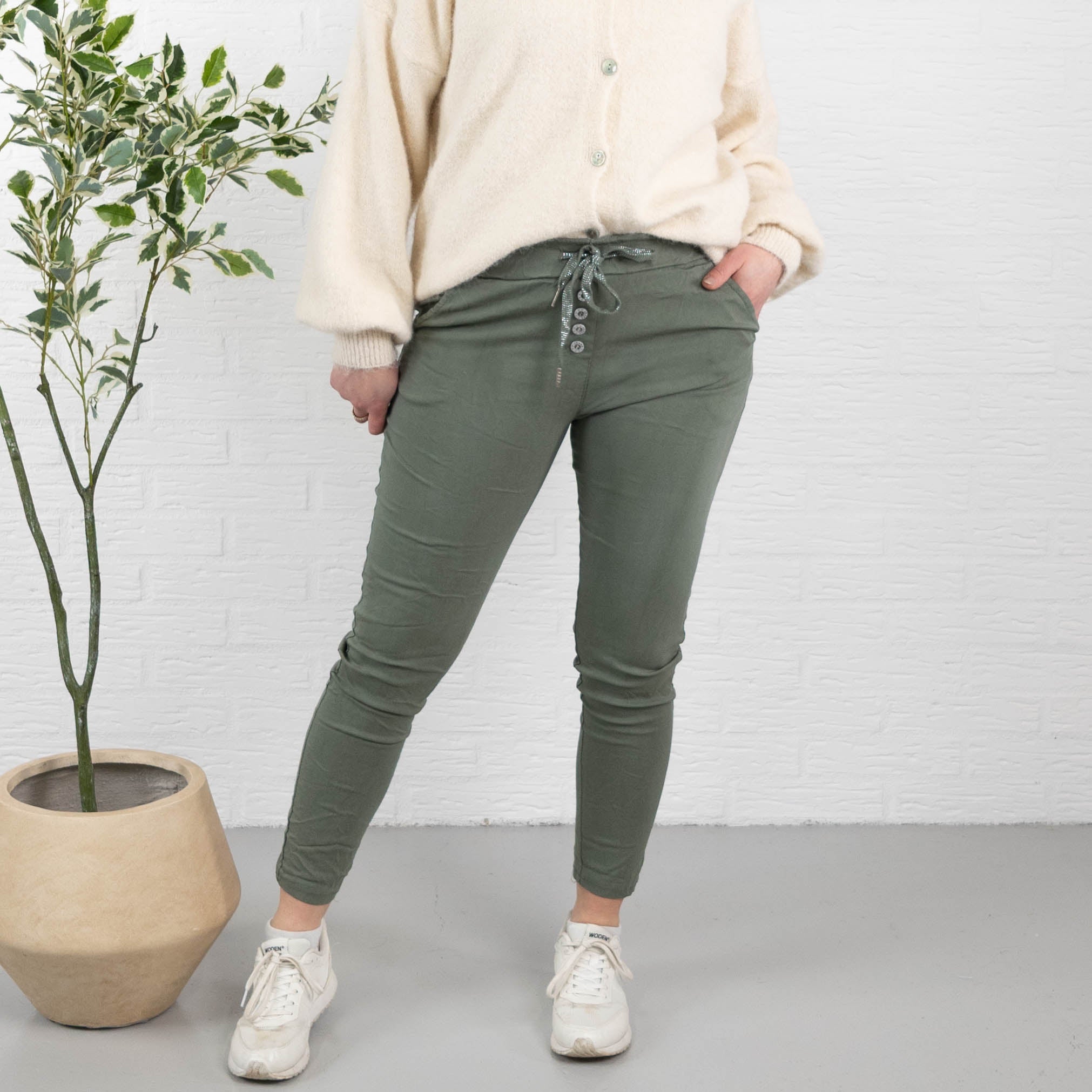 Holly bukser, Khaki