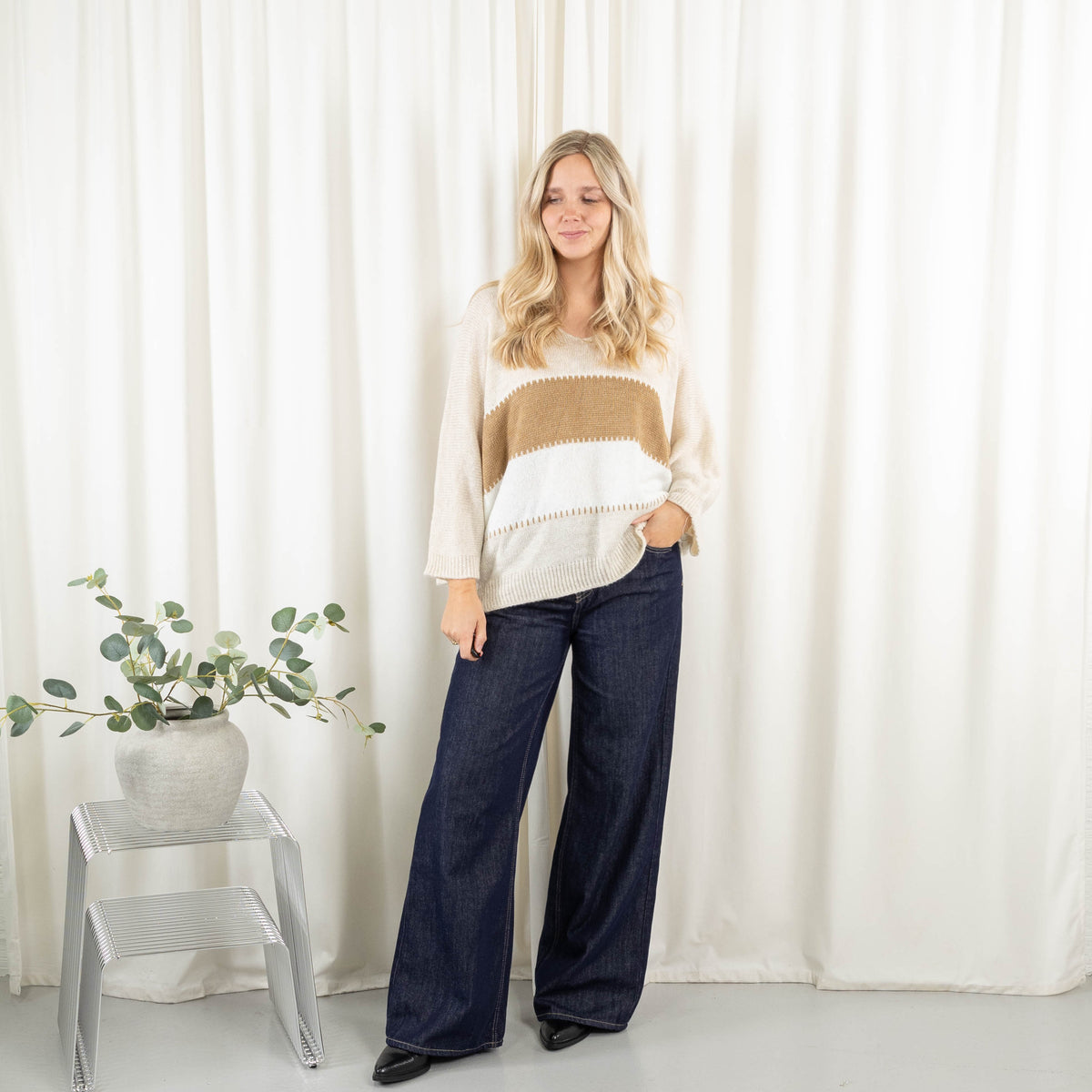 Bettina strik, Beige