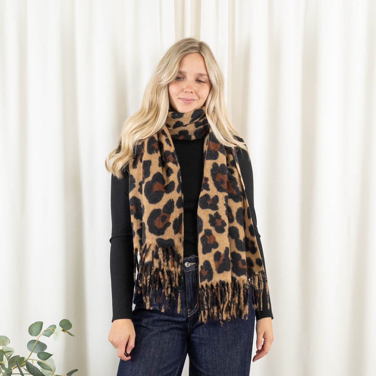 Saga tørklæde, Camel