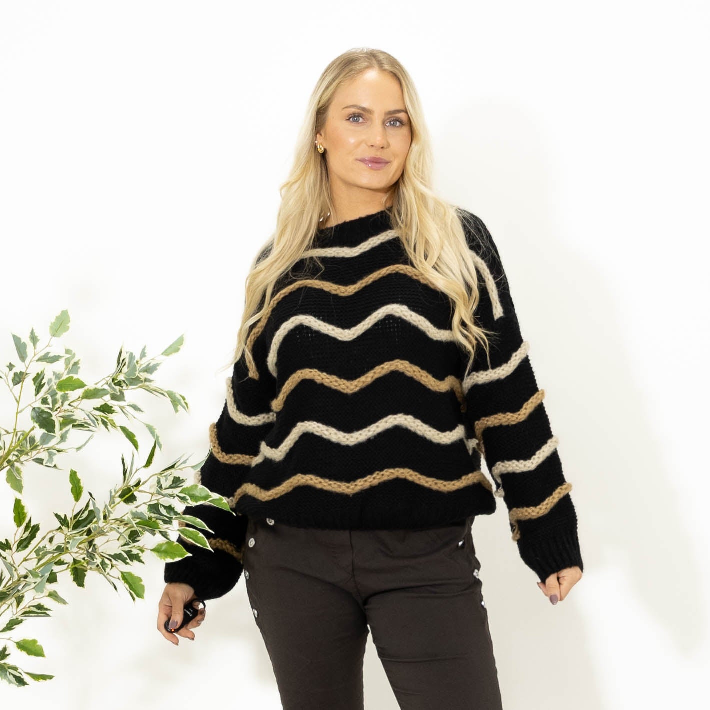 Lesley rundhals strik, Sort