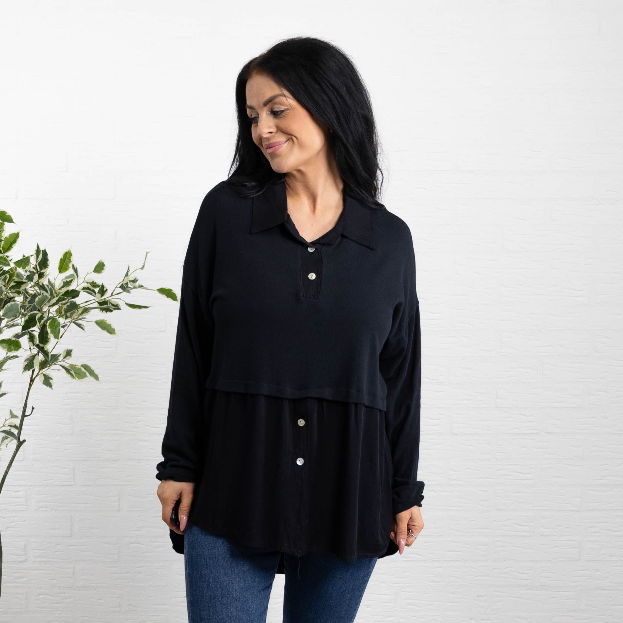 Claudia overdel, Sort