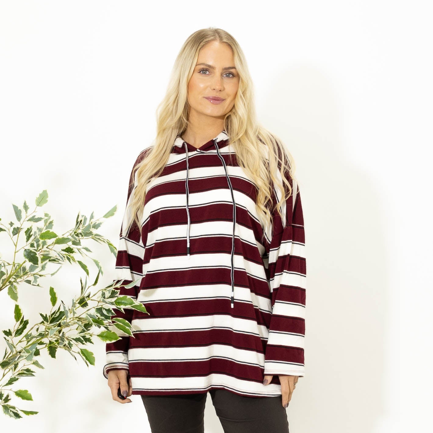 Silke stribet strik m. hoodie, bordeaux