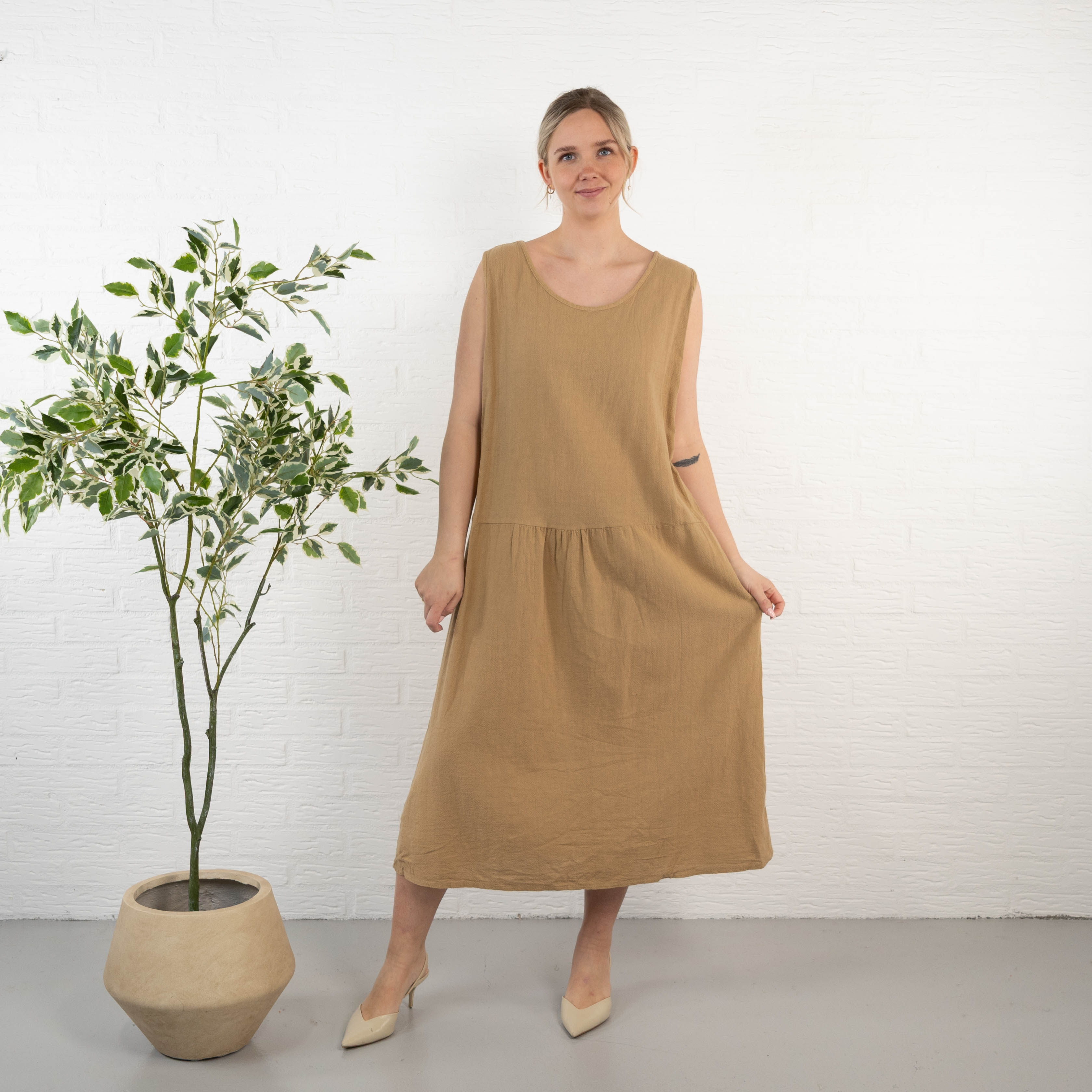 Lucy ægte hør kjole, Camel