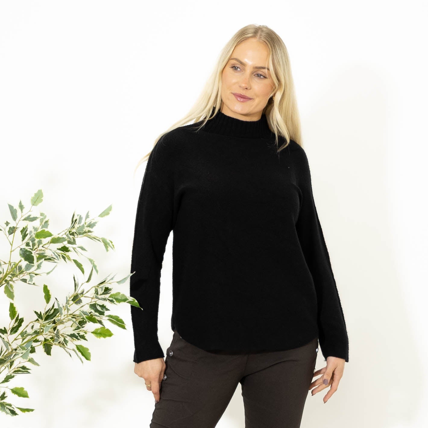 Babette strik m. turtleneck, Sort