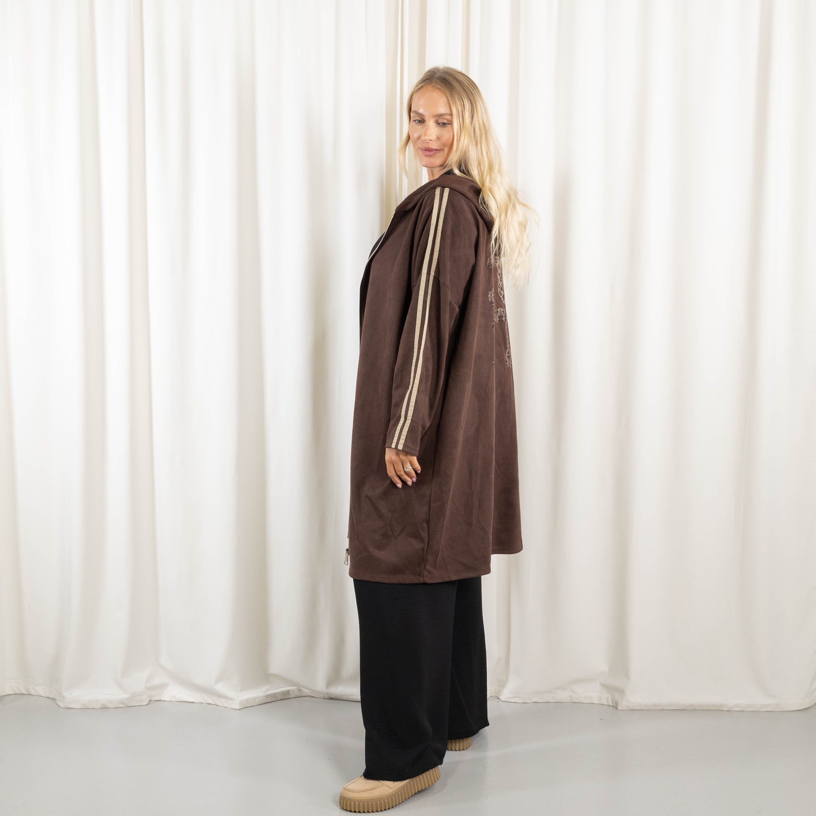 Lola cardigan, Choko