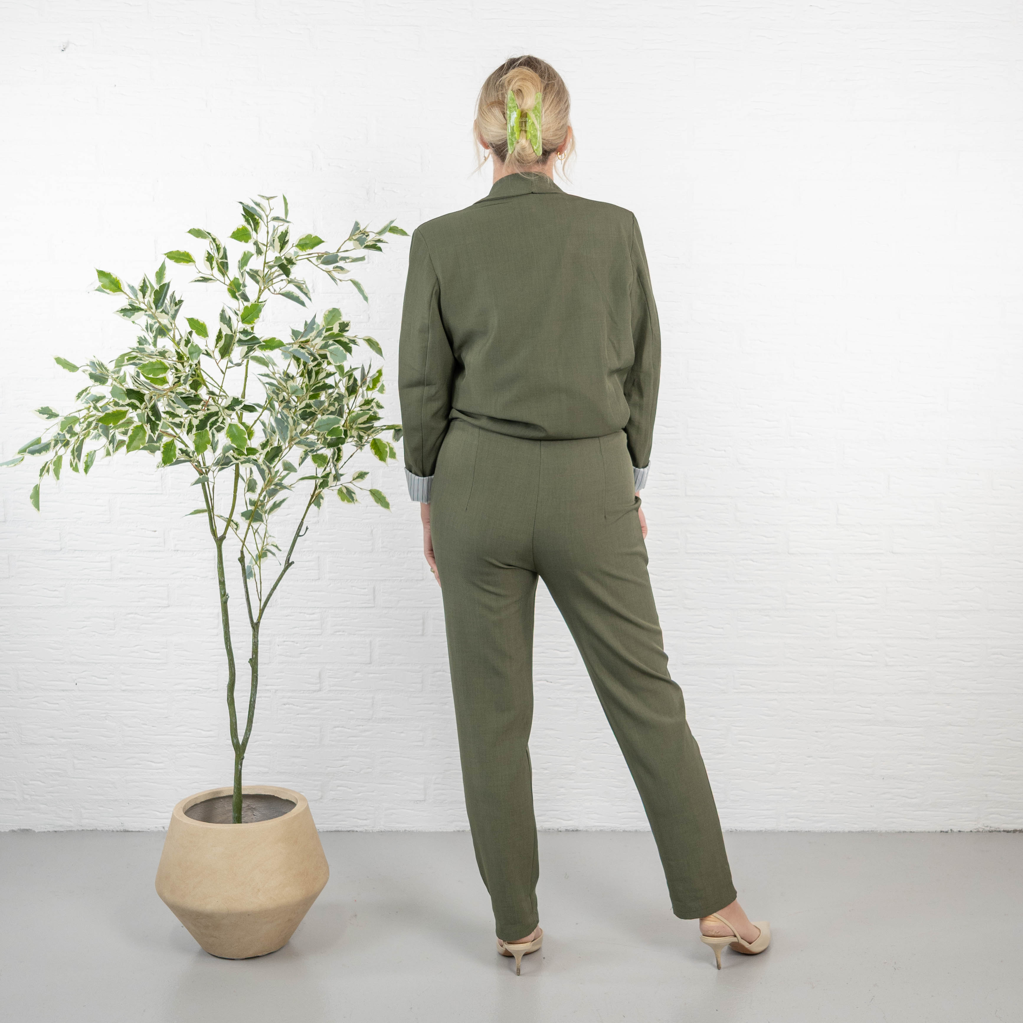 Line habitsæt, Khaki