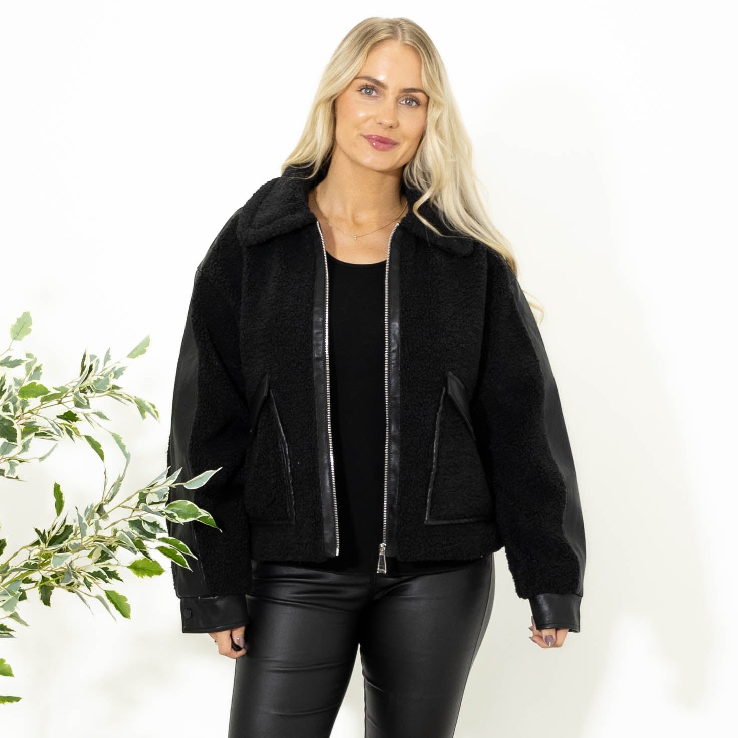 Zenia bamse jakke, Sort