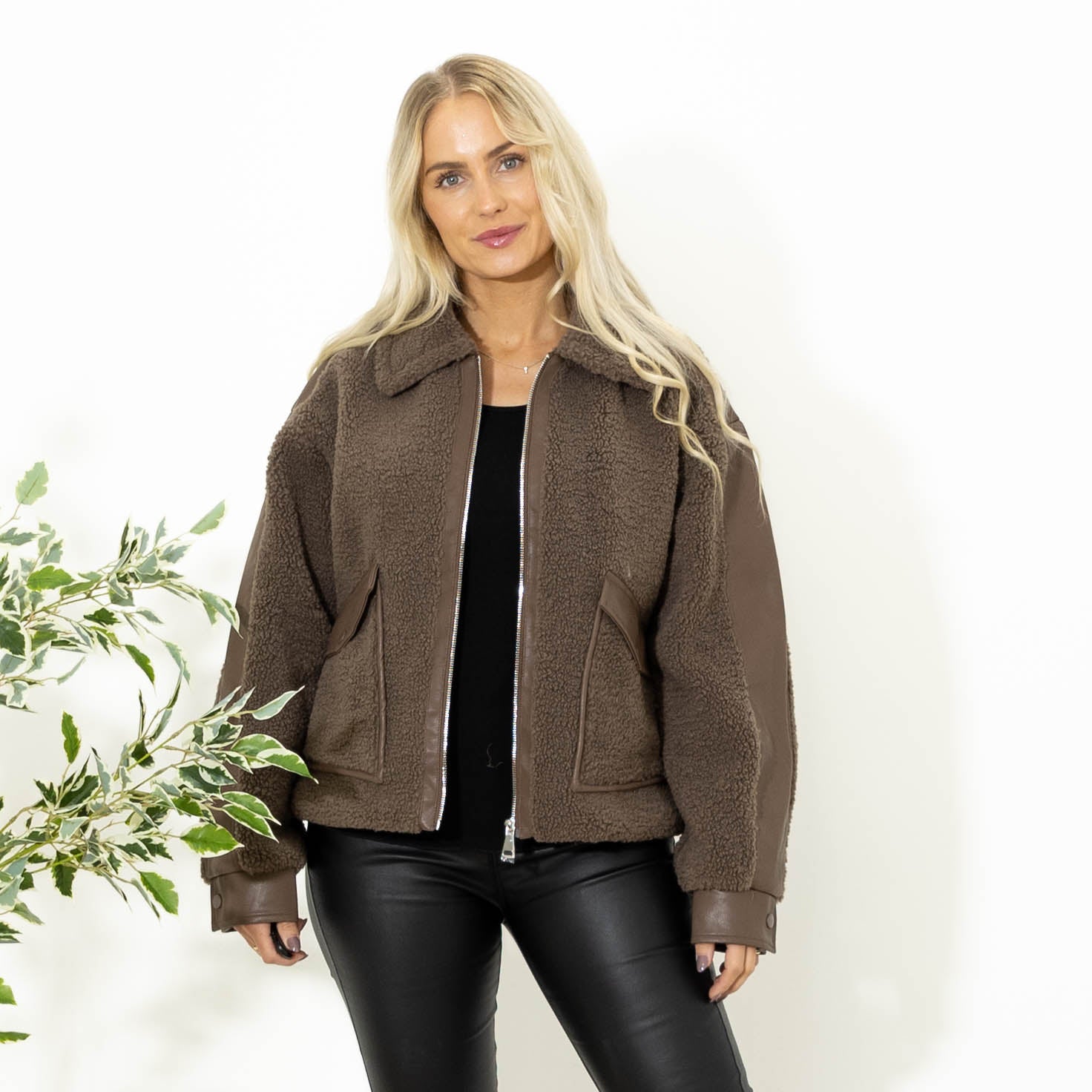 Zenia bamse jakke, Choko