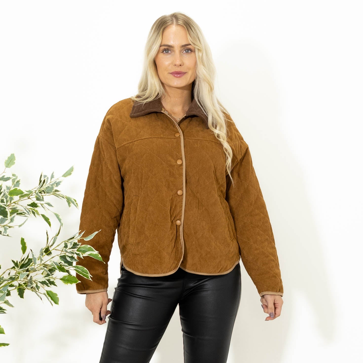 Tyra fløjlsjakke, Camel