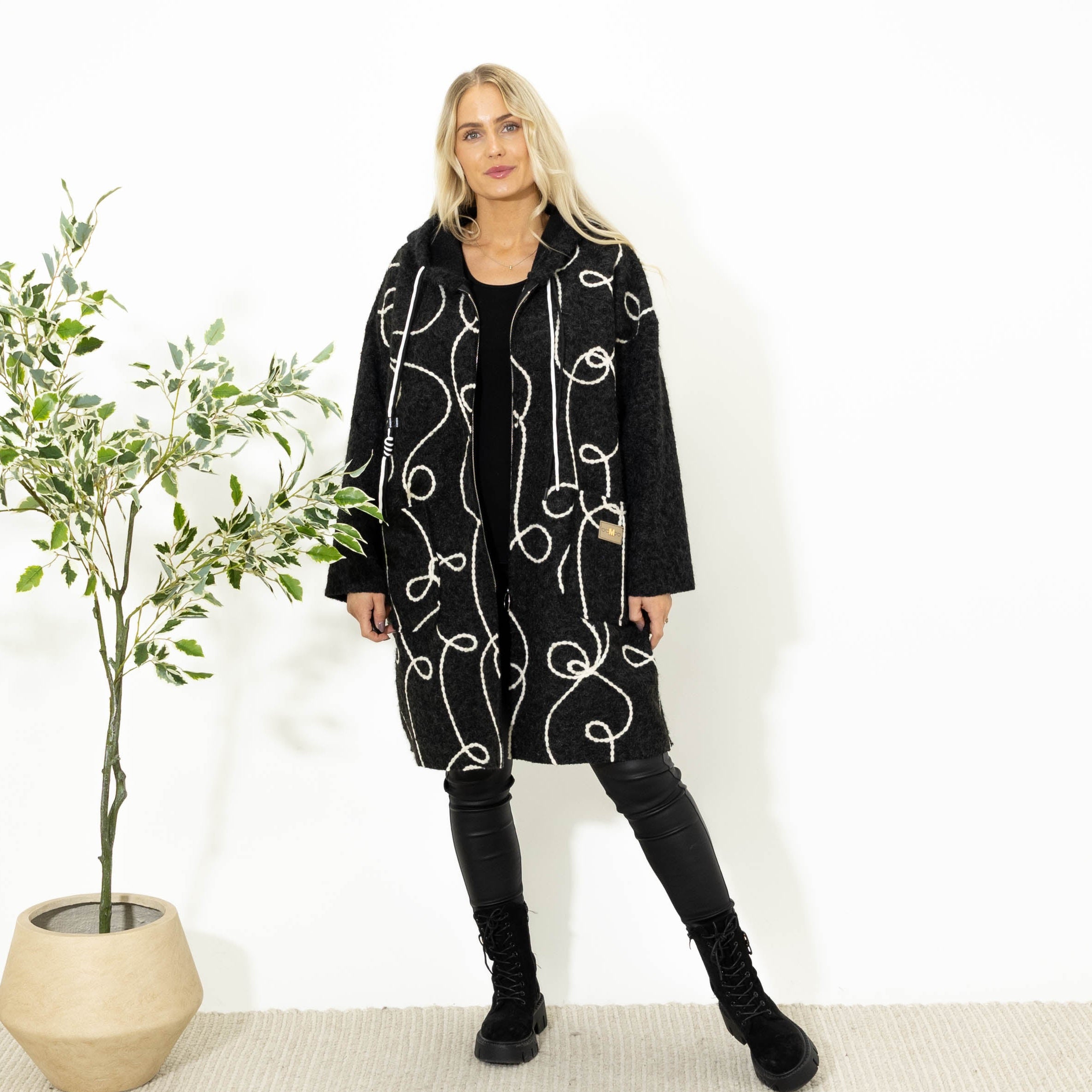 Maddie jakke m. lynlås, Sort