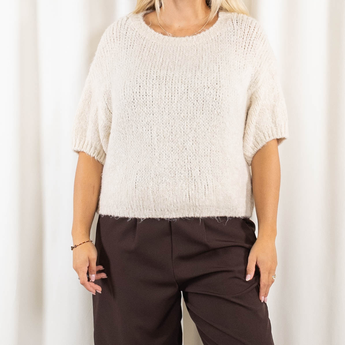 Esta strik, Beige