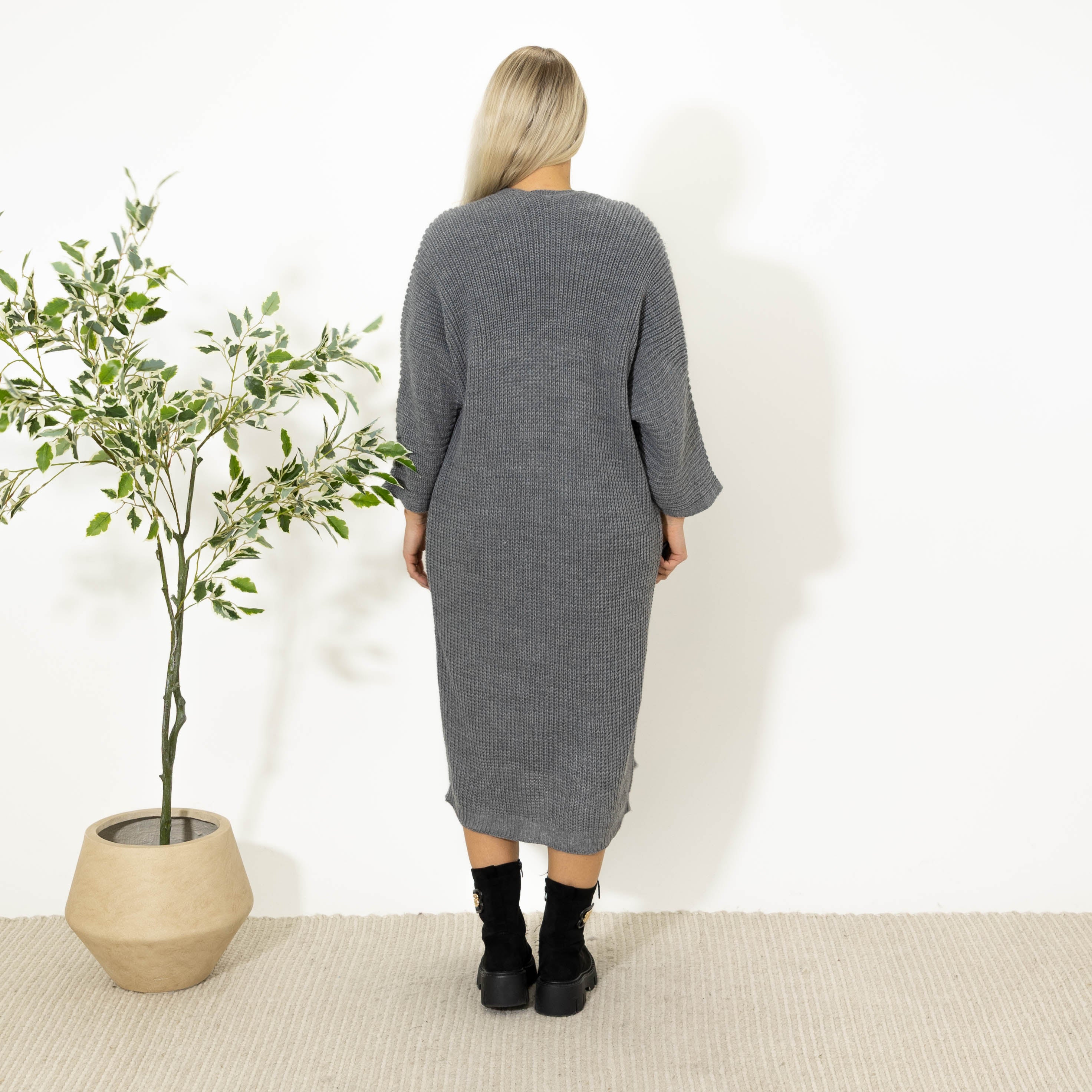 Enja strik sæt. kjole+cardigan, Grå