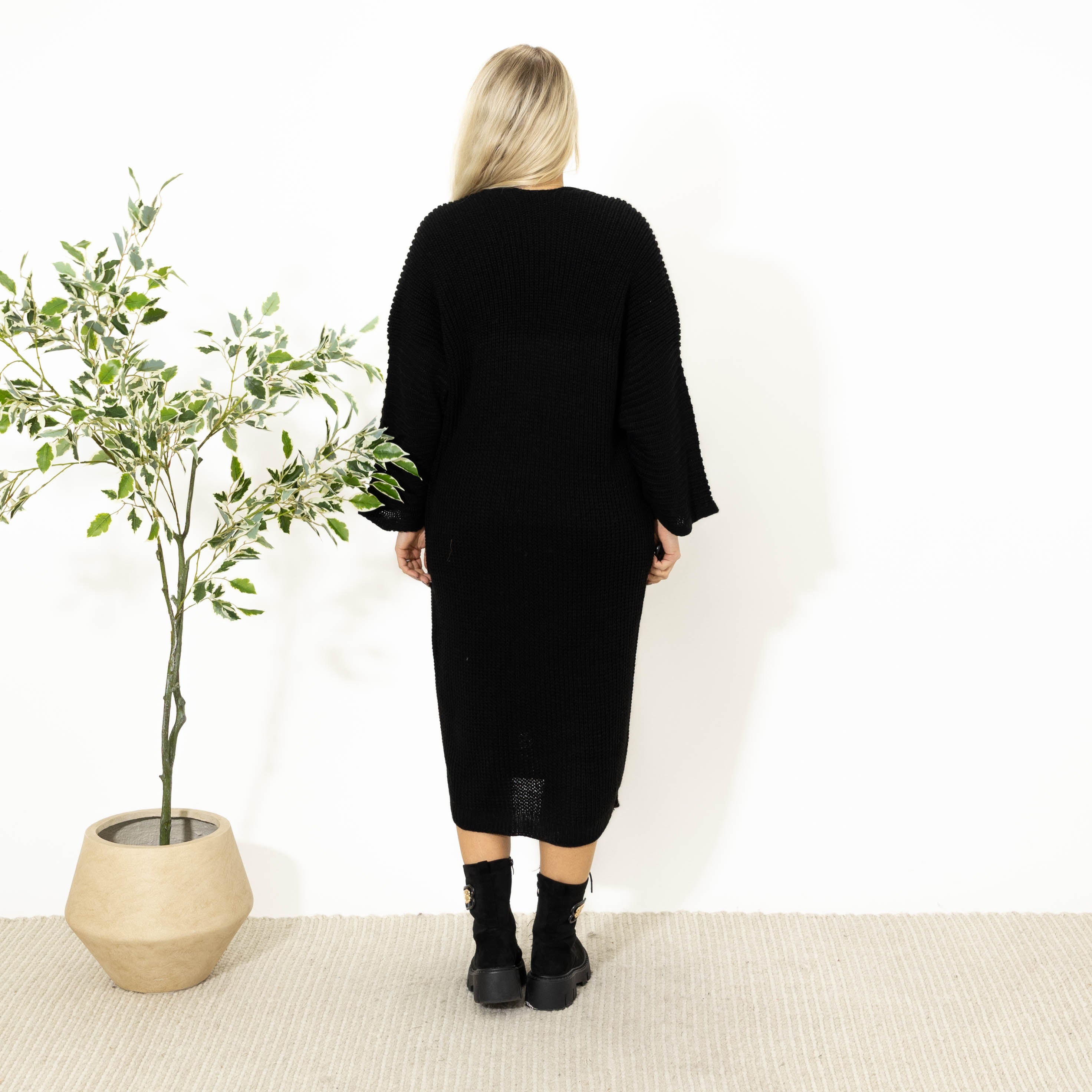 Enja strik sæt. kjole+cardigan, Sort