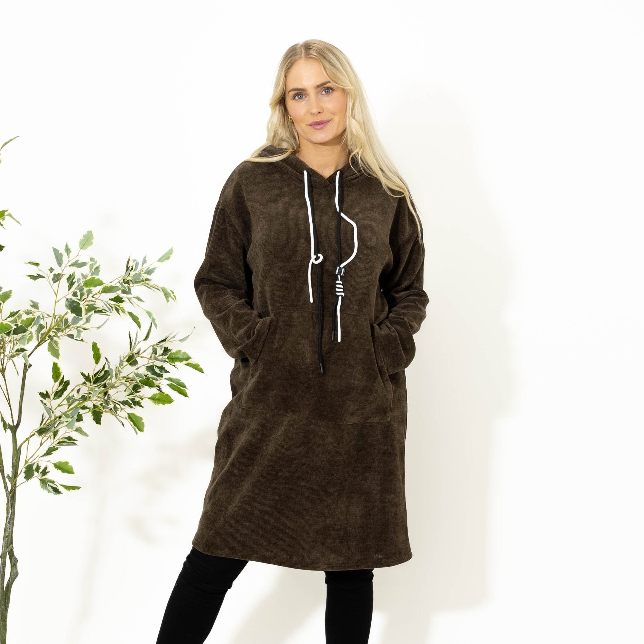 Kisser tunikakjole m. hoodie, Choko