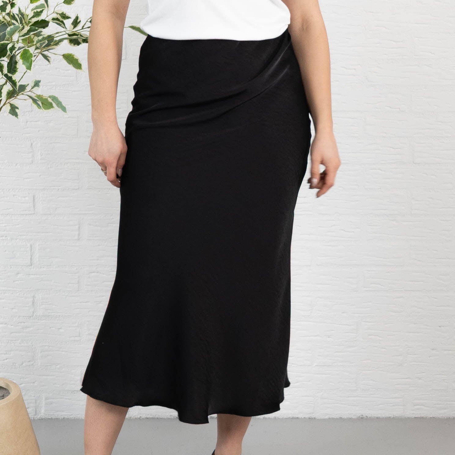 Amelia nederdel, Sort