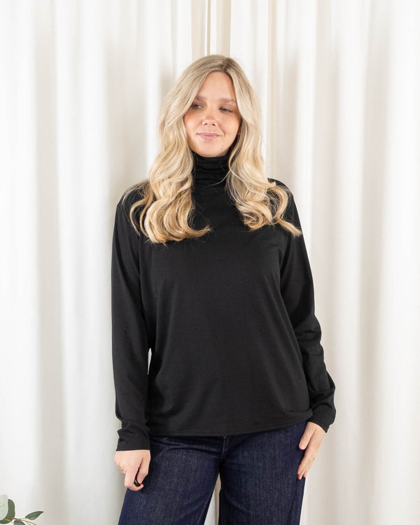 Katja overdel, Sort