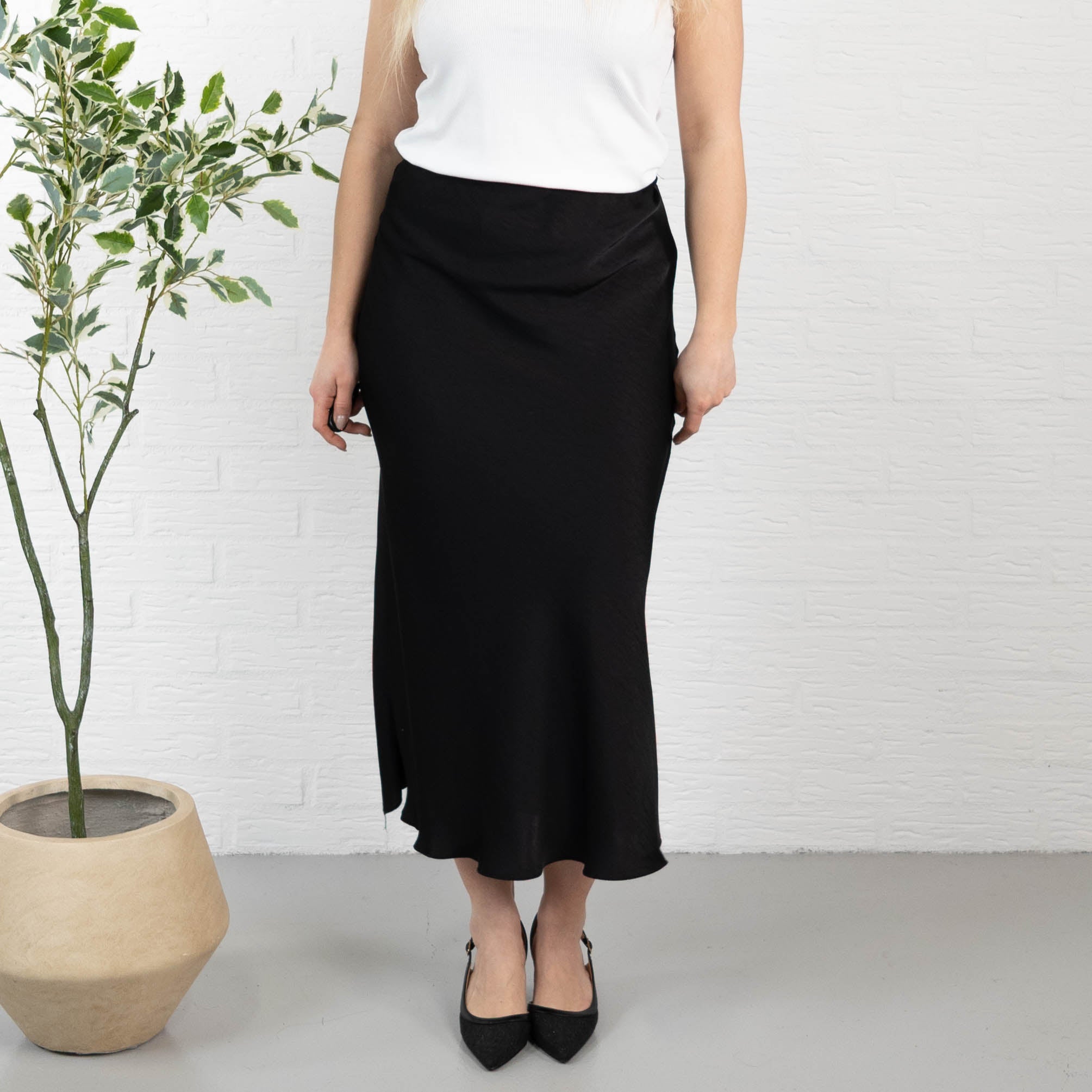 Amelia nederdel, Sort